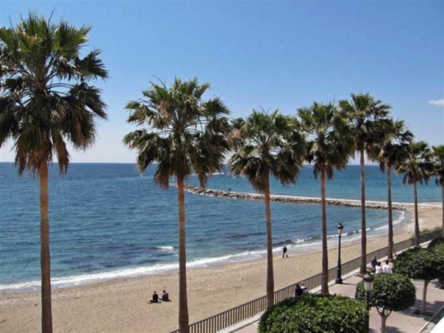 Nuevo Y Lujoso Apartamento En Marbella Centro A Pie De Playa 625 Екстериор снимка